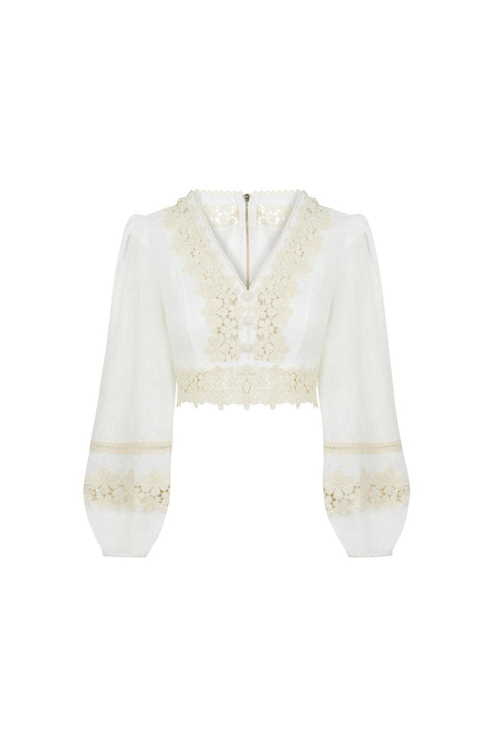 Tilda Büstiyer - Aisa